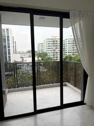 Tanah Merah Kechil Link (D16), Condominium #558878491